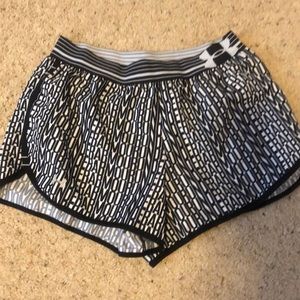 Underarmour shorts